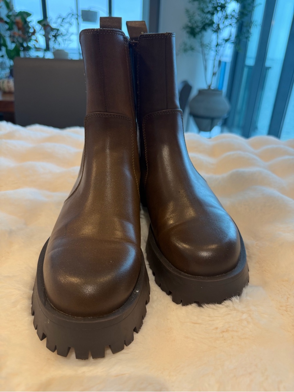 Zara Brown Chunky Lug Chelsea Ankle Boots - Picture 4 of 9